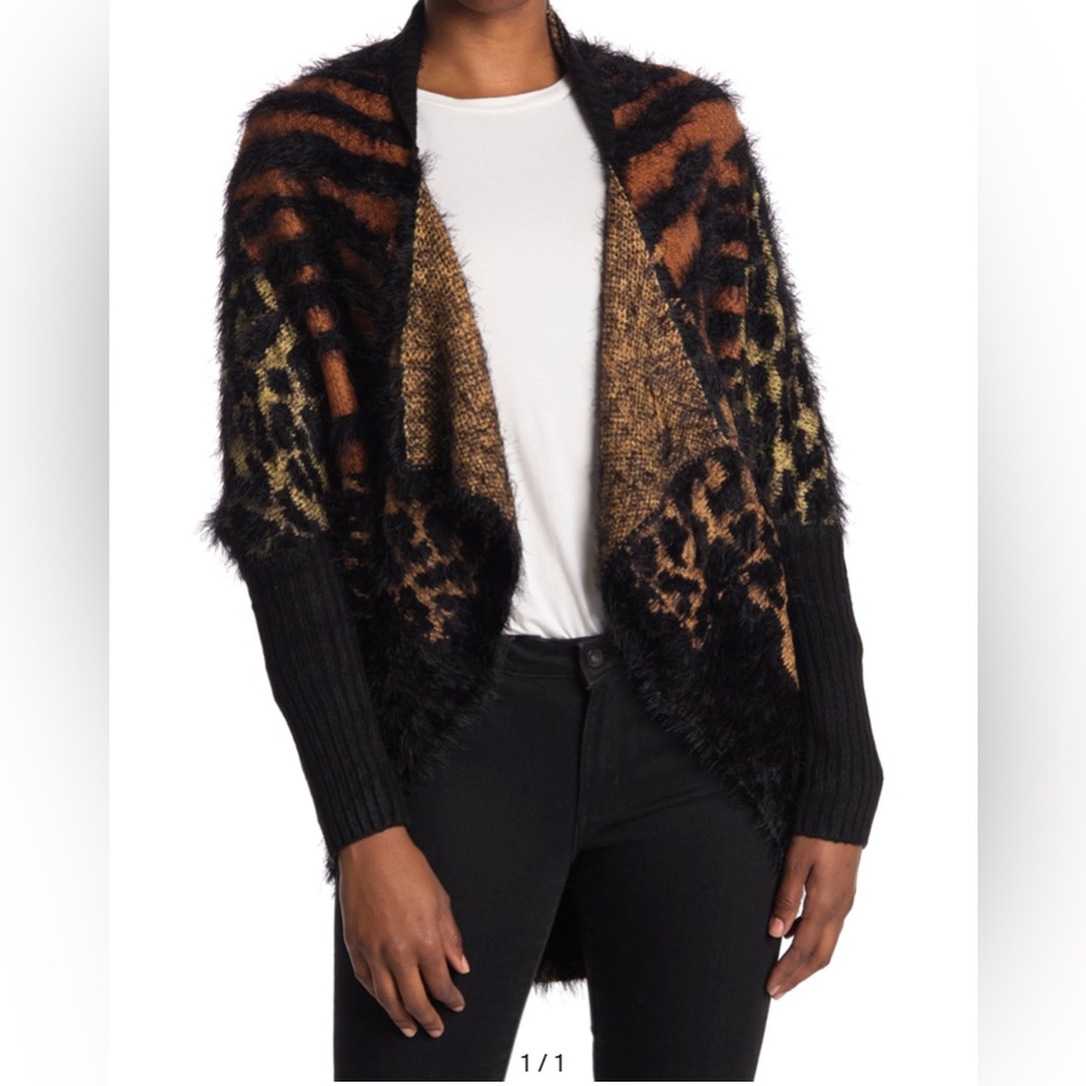 Max Sport open front cocoon style fuzzy sweater sz  L/XL $370